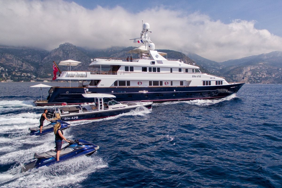 MY Blu 470 1200x800 Superyacht Stories 2