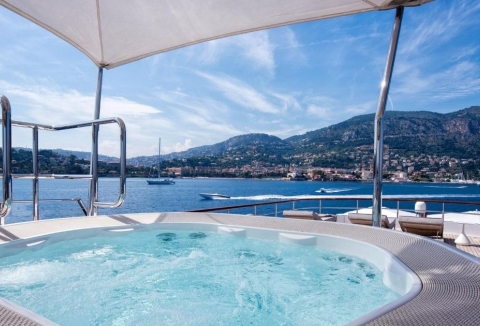 MY Blu 470 Superyacht Profiles 4