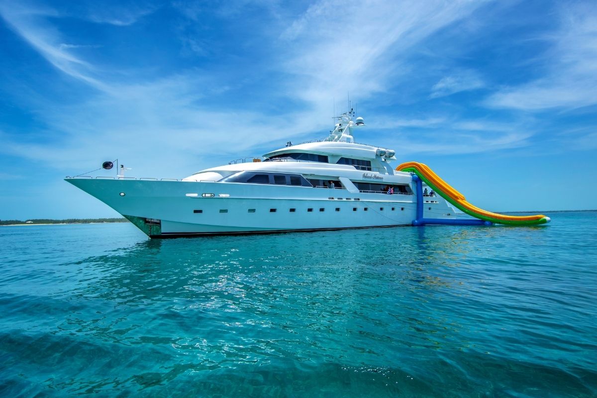 Island Heiress Superyacht Stories 1200x800