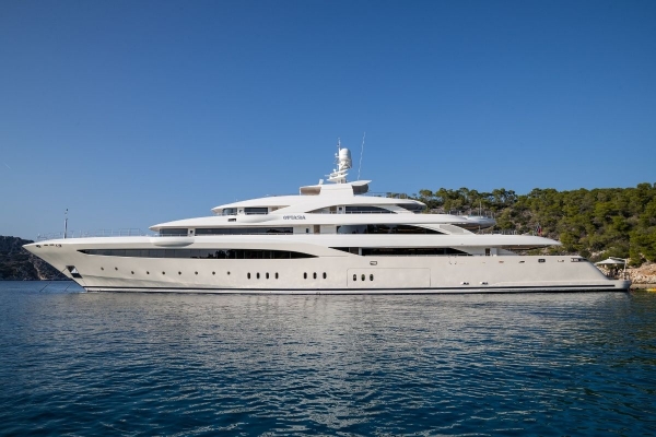 MY OPtasia Superyacht Stories 1200x800