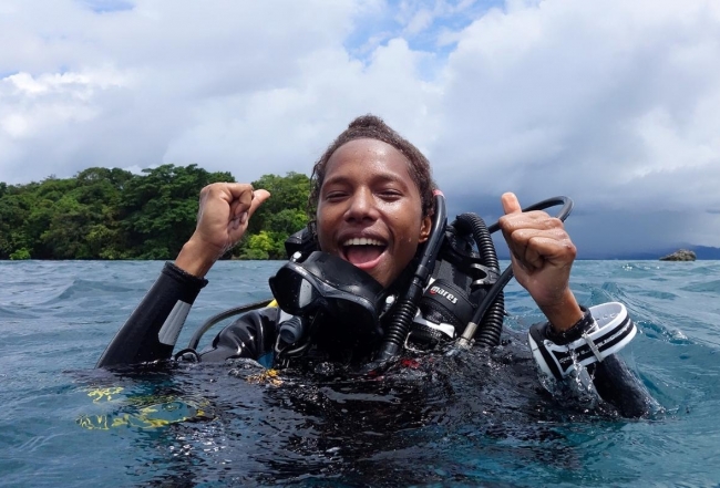 Melanesian Sea Women 1200x800 7