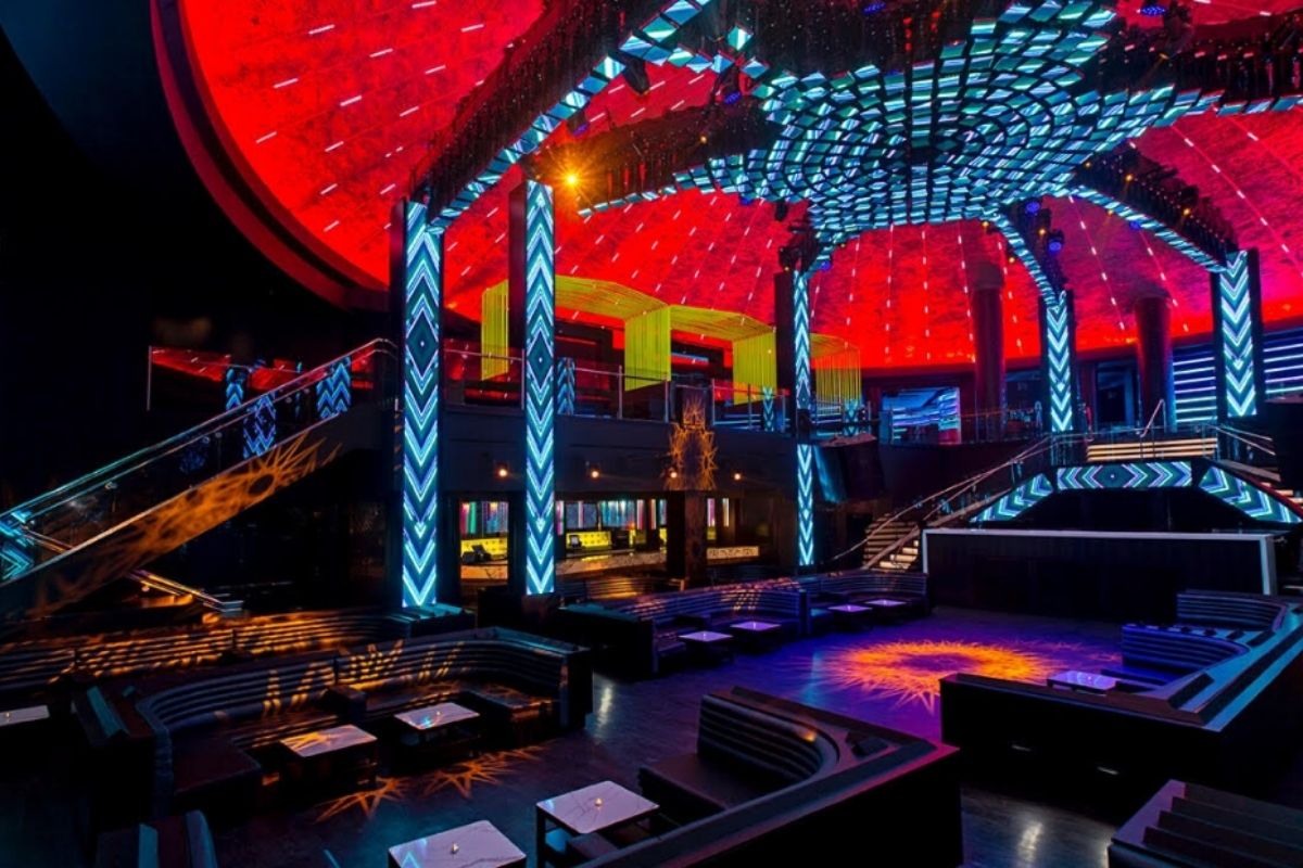 LIV Nightclub Miami Simon Hare 1200x800