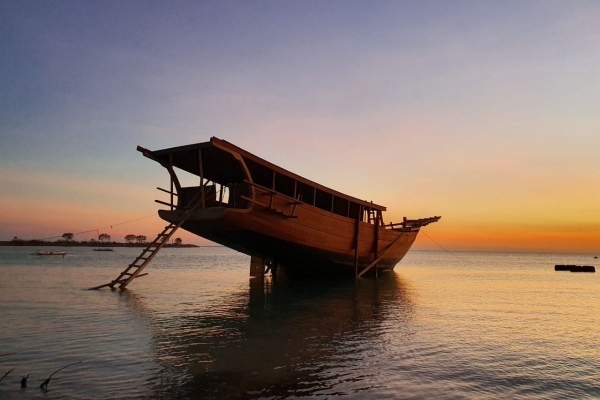 Phinisi Yachts Barefoot Yachts Indonesia 2 1200x800